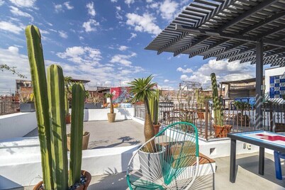 Suite in Historic Center, Terrace. Wifi+Workroom+A/C