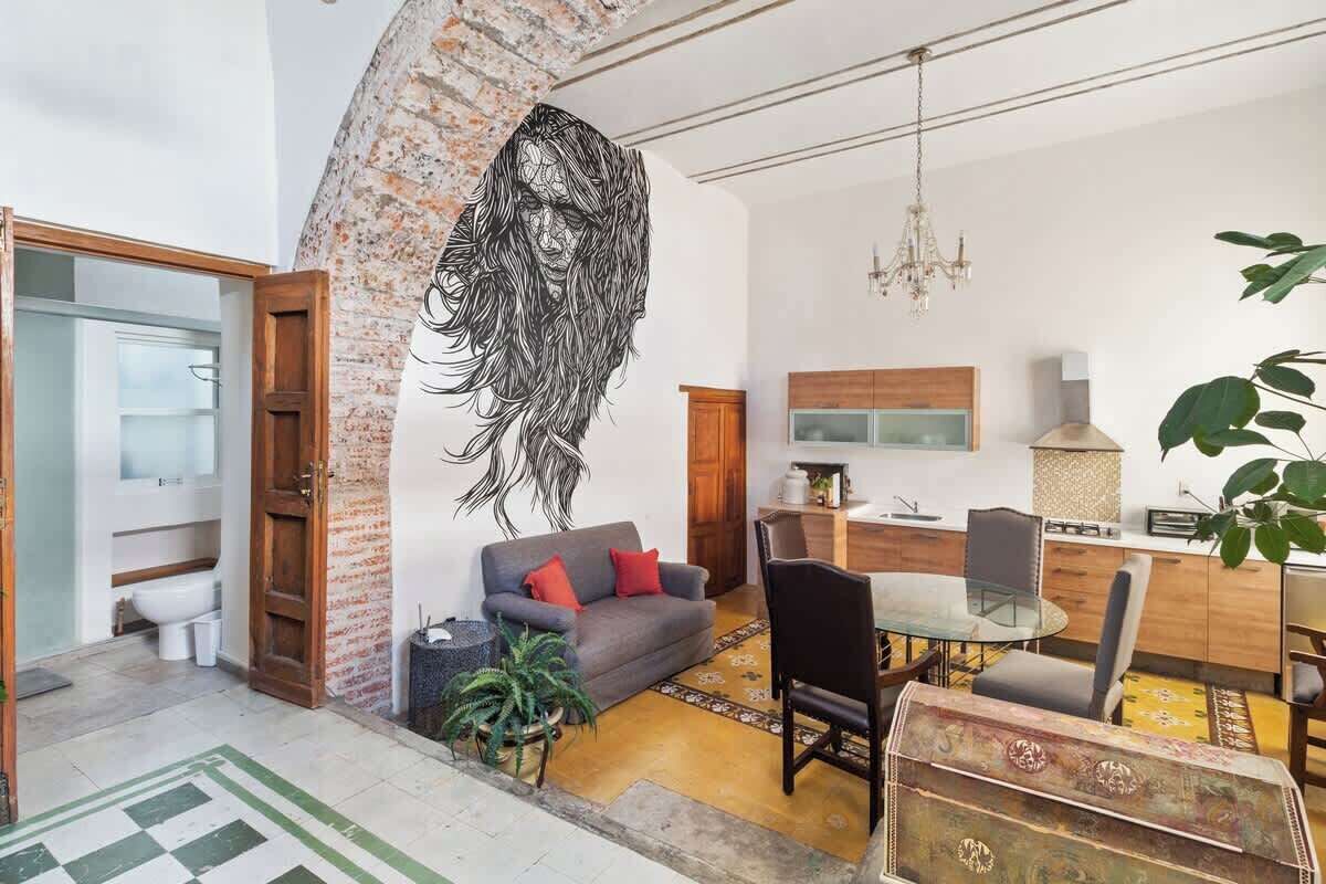 TV, offices