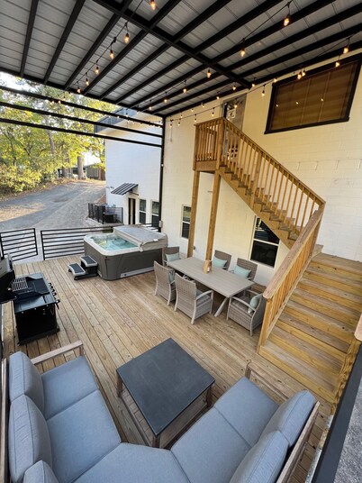 Hilltop Haven