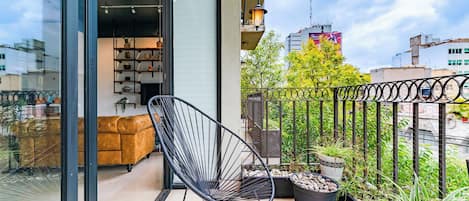 Apartment, 3 Schlafzimmer, Balkon, Stadtblick | Balkon