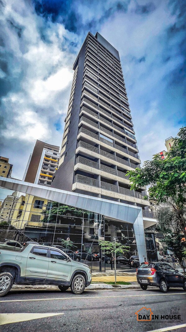 Exterior - 221 VN Ueno Próximo ao Hosp. Sírio Libanês 100mts (São Paulo)