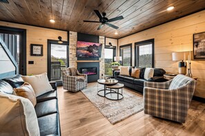 Téléviseur connecté, foyer, livres