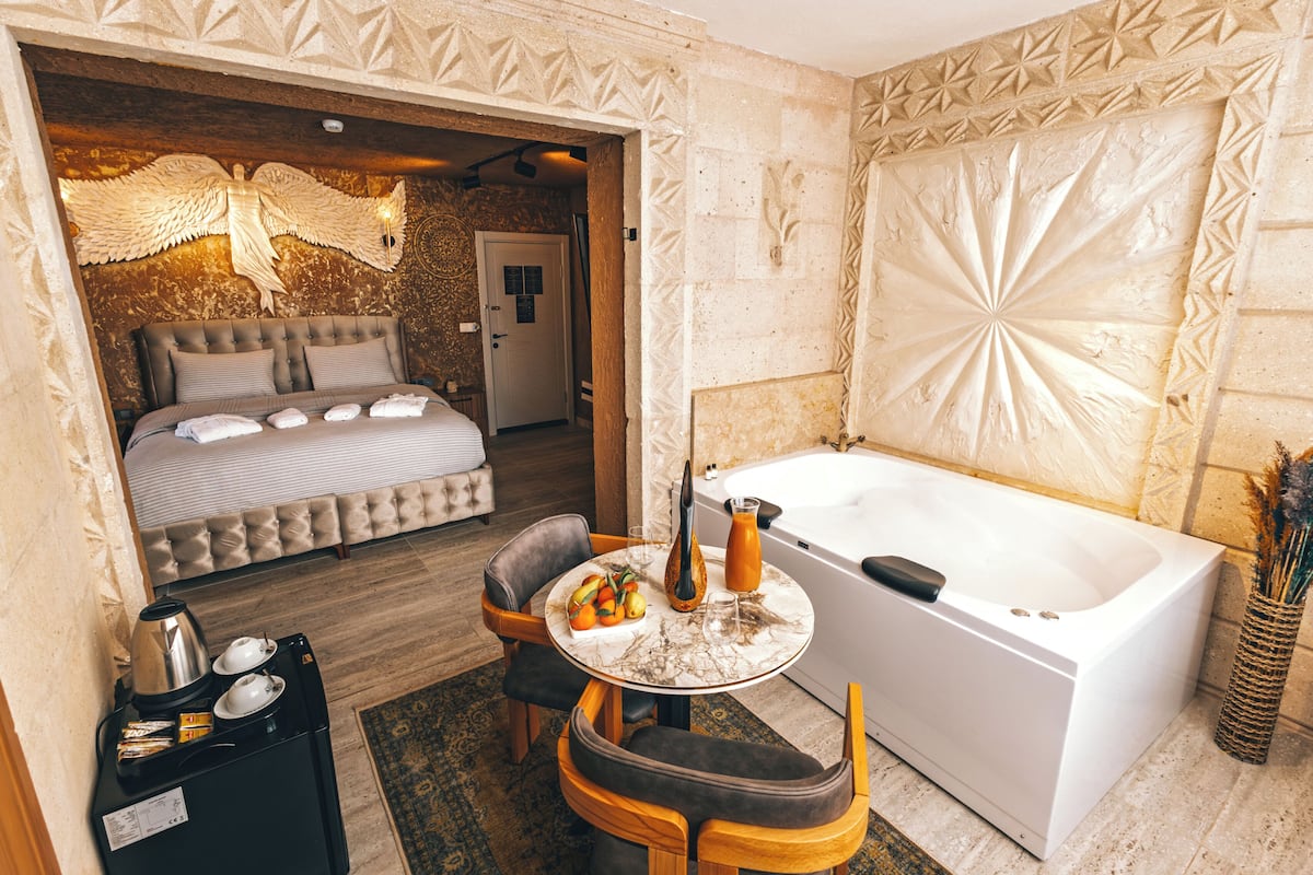 Superior-Zimmer, Badewanne