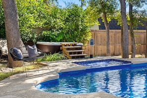 Outdoor pool - HOT TUB Tranquil Escape Pool Gym (Round Rock)