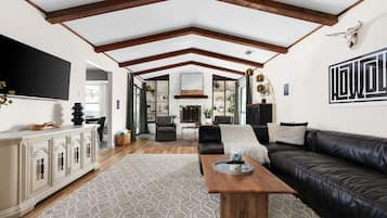 House, Multiple Beds, Non Smoking | Living area | 55-inch Smart TV with digital channels