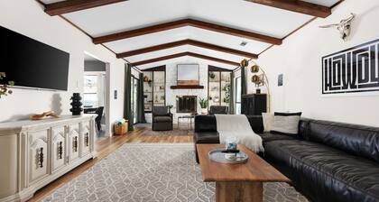 HOT TUB Tranquil Escape Pool Gym