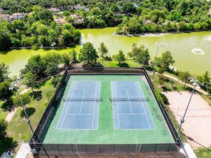 Exterior - HOT TUB Tranquil Escape Pool Gym (Round Rock)