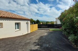 Property grounds - LA NUIT DES SECRETS love room with jacuzzi and private sauna ♥️ (Roquebrune-sur-Argens)