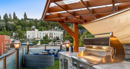 Two-bedroom Penthouse with rooftop BBQ, dining & hot tub.