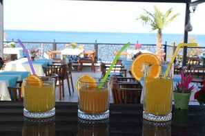 Terrace/patio - Lion Boutique Hotel (Cinarcik)