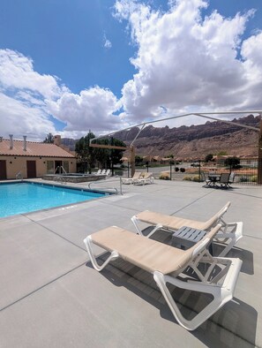 Outdoor pool - Slickrock Sanctuary (Moab)