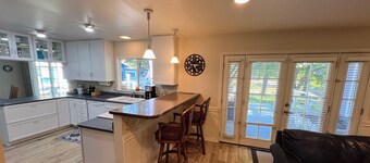 Your Peaceful Home on the Klamath River