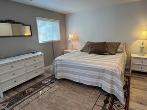 2 bedrooms, travel crib, free WiFi, bed sheets