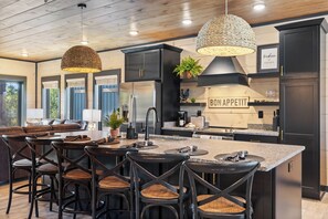Fridge, microwave, oven, stovetop - 6-Bed Cabin w/ Indoor Pool & Game Room – Sleeps 22 (Sevierville)
