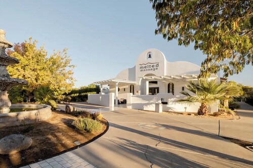 Amira Resort Luxury Spa Retreat Villa de Lujo, 2 Pools, Pickleball, Jetted Tub