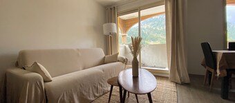 2-bedroom apartment with terrace, 200m from the slopes