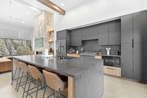 Exterior - Ina's Way Townhomes, Unit B (Keystone)