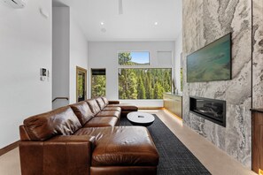 Villa (4 Bedrooms) | Exterior - Ina's Way Townhomes, Unit B (Keystone)