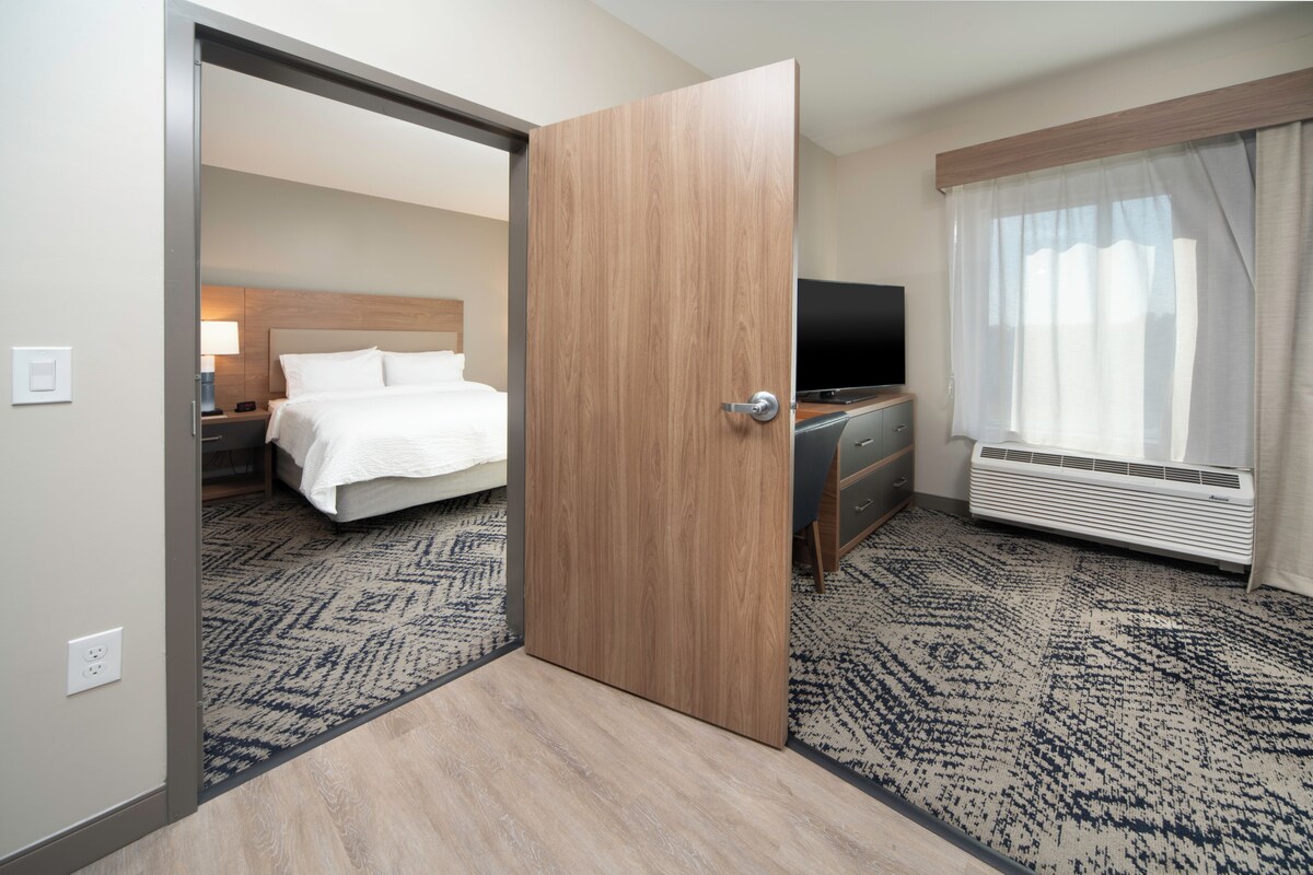 Suite, 1 chambre, baignoire accessible aux personnes à mobilité réduite (Mobility)