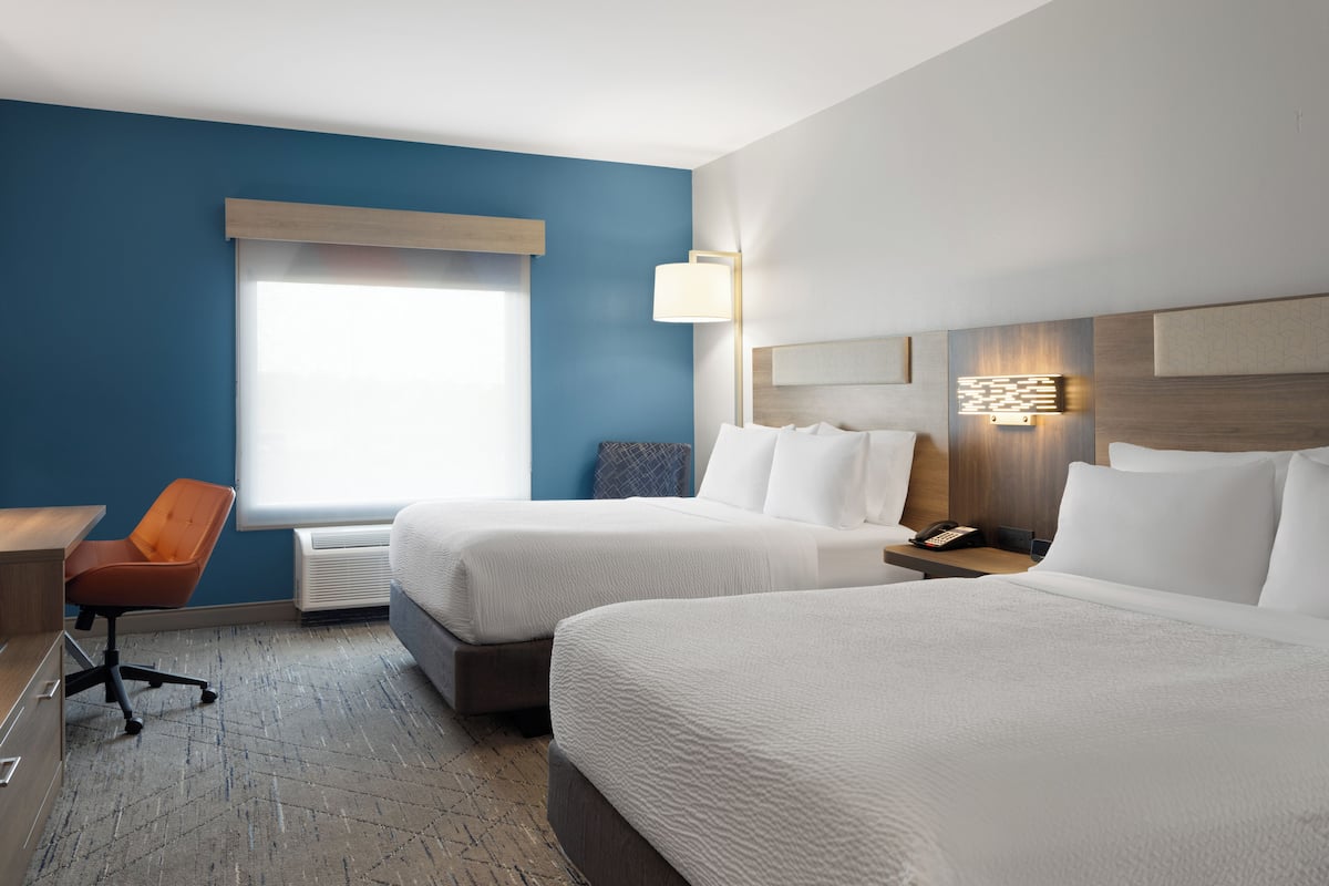 In-room safe, individually furnished, desk, iron/ironing board