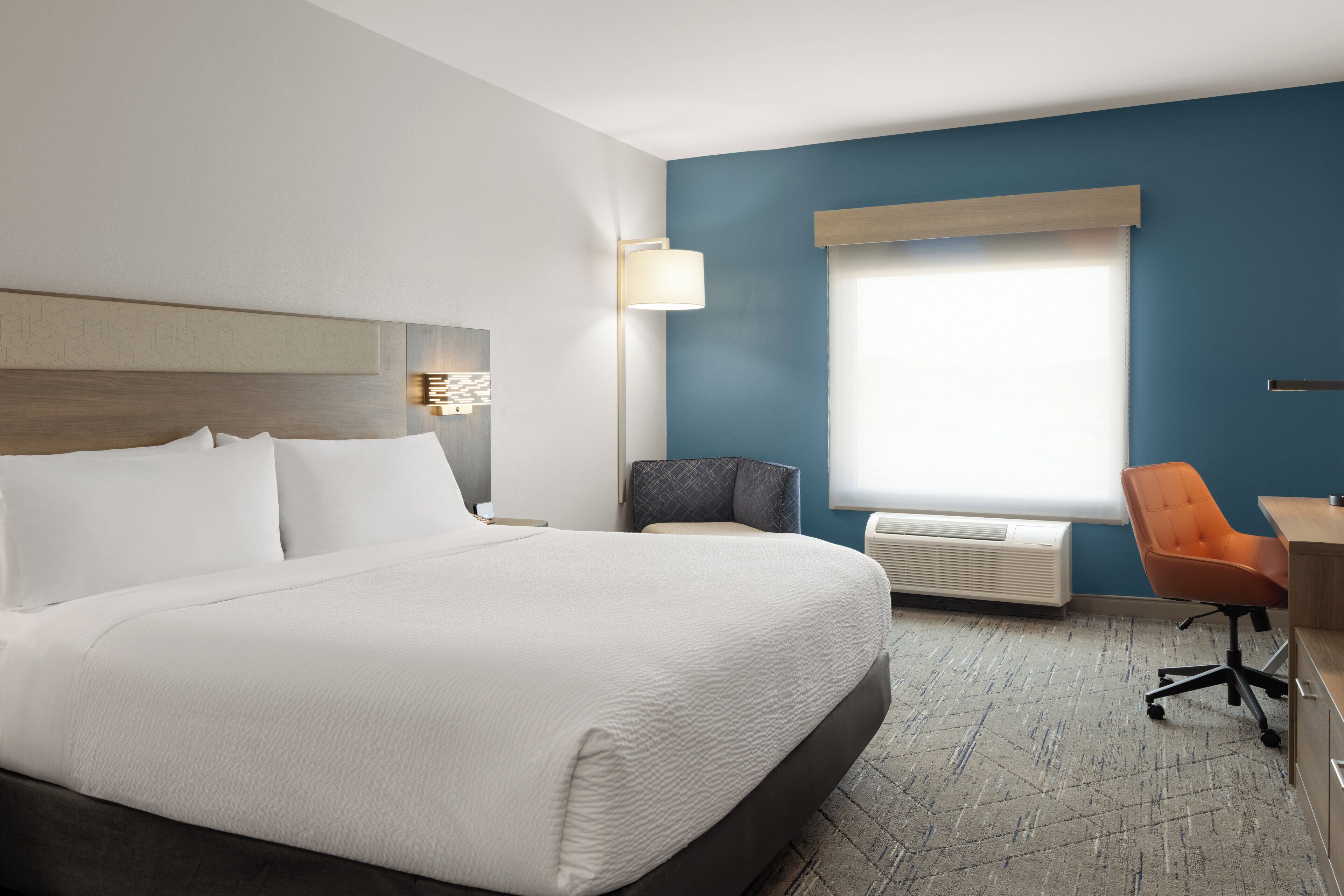 In-room safe, individually furnished, desk, iron/ironing board