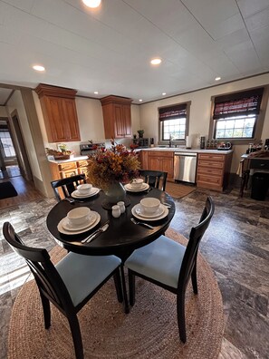 تناول الطعام