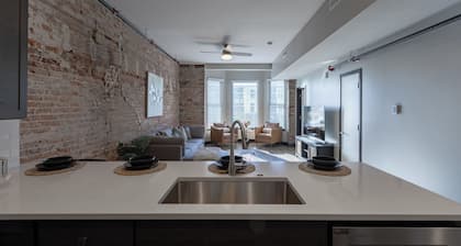 Modern 2-bedroom apartment in the middle of Downtown Janesville!