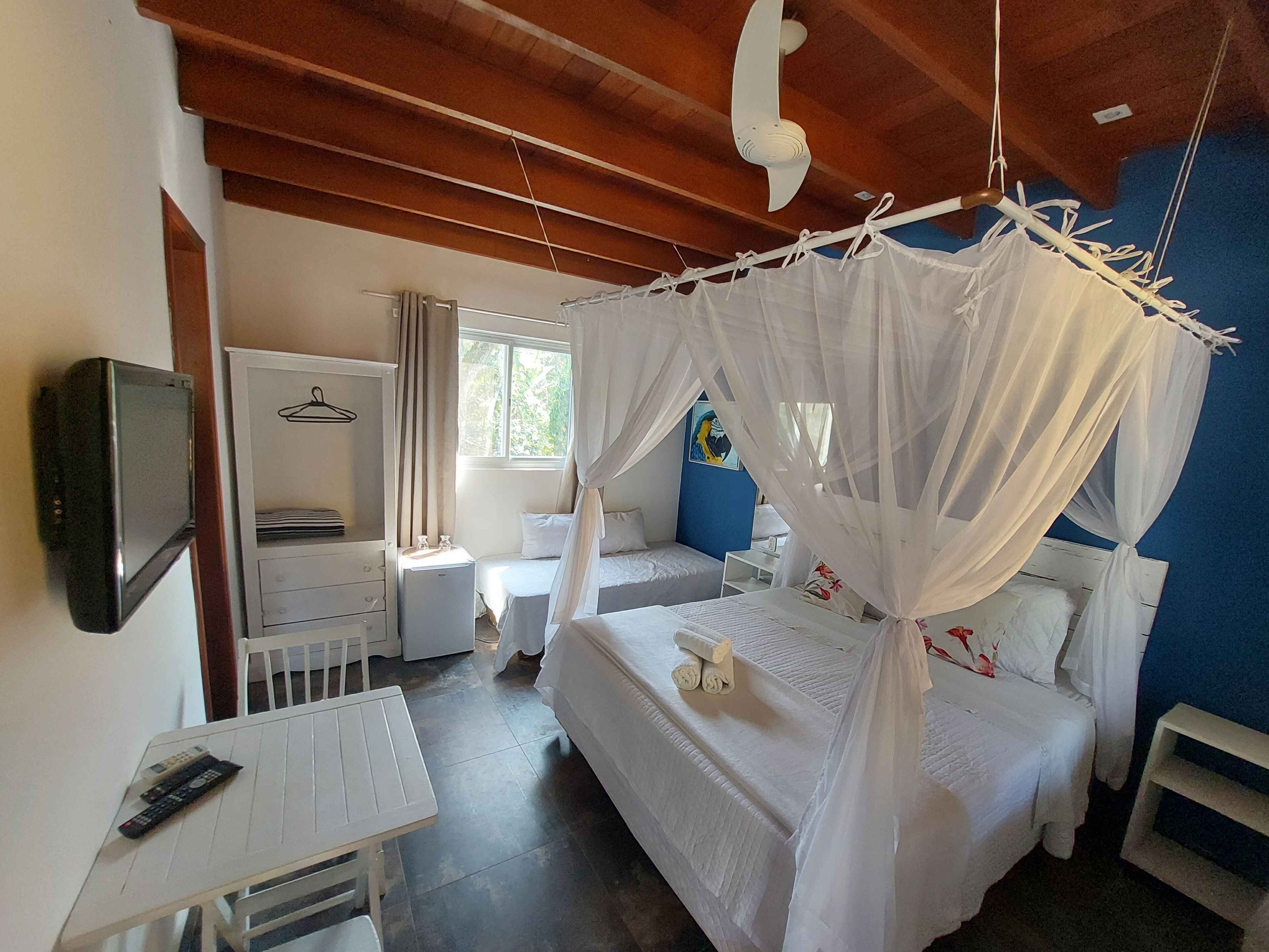 Suíte econômica, 1 cama Queen, para não fumantes, ar-condicionado | Wi-Fi de cortesia, roupa de cama