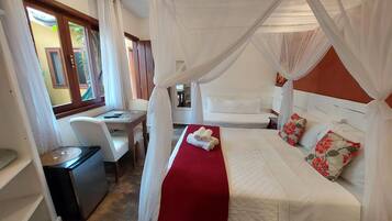 浪漫套房, 1 張加大雙人床, 非吸煙房, 空調 | 1 間睡房、免費 Wi-Fi、床單