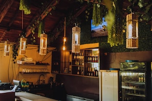 Lounge - Royal Rex Hotels & Spa (Lagos)
