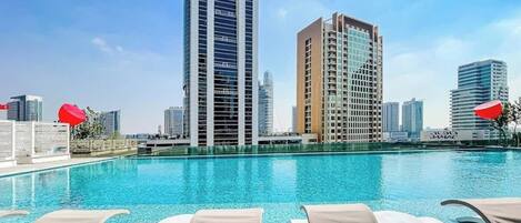 Piscina externa, piscina aquecida