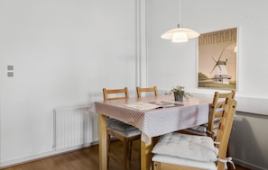 Dining - 1 bedroom gorgeous apartment in Nexø (Nexø)