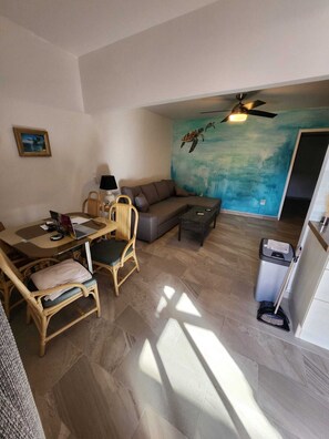 Smart TV - Charming 1-bedroom apartment in delightful Noord,Aruba, with WiFi, AC (Noord)