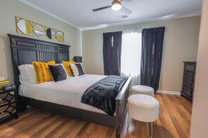 3 bedrooms, iron/ironing board, WiFi, bed sheets