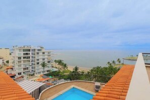 Outdoor pool, a heated pool - Marvelous 3 bedroom PH with private pool and Ocean Views (Cruz de Huanacaxtle.)