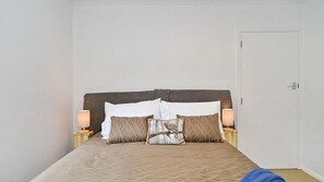 1 chambre, fer et planche à repasser, Wi-Fi gratuit, draps fournis