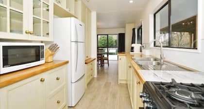 Narrows Hideaway-Rural retreat near Hamilton Airport