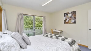 3 habitaciones, tabla de planchar con plancha y wifi gratis 