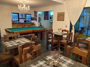 Dining - LARGE COZY HOUSE FOR NEW YEAR'S EVE IN ARMAção DOS BUZIOS. (Manguinhos Armação dos Búzios)