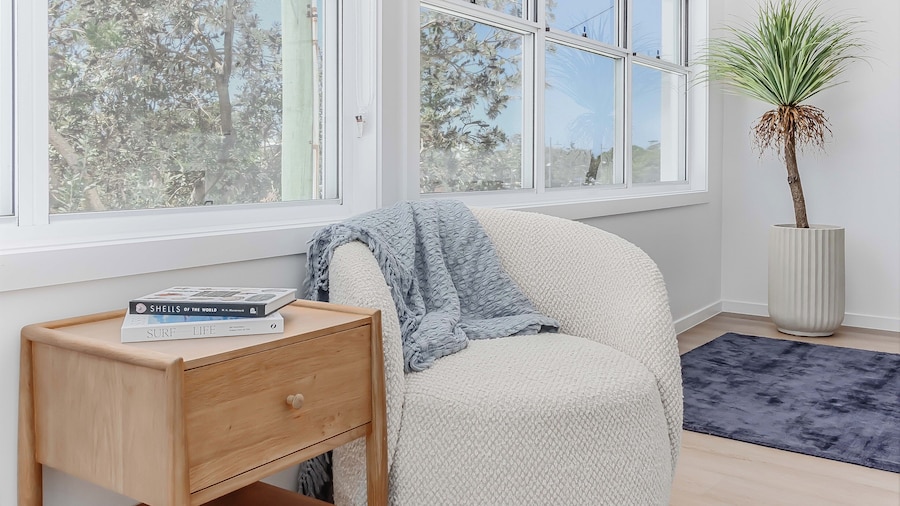 Relax on Marine Parade 2 BDR Apartment