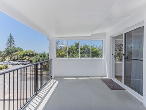 Apartment, 2 Bedrooms, Park View | Balcony - Relax on Marine Parade 2 BDR Apartment (Kingscliff)