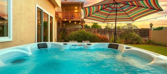Serenity Villa Hermosa, Jacuzzi, Arcade & Fun Games, Backyard, Outdoor Furniture