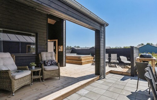 Amazing home in ålbæk with sauna
