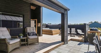 Amazing home in ålbæk with sauna