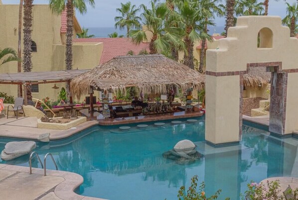 Ulkouima-allas, lämmitetty uima-allas