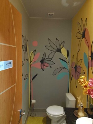 Basic Shared Dormitory | Bathroom - Jambu Hostel Belém  (Belém)