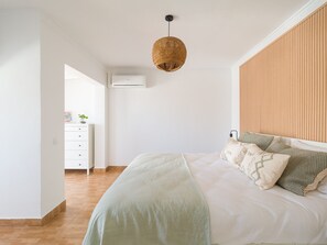 1 室のベッドルーム、アイロン / アイロン台、WiFi (無料)、ベッドシーツ