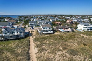 Exterior - Ocean Tide - 7 bedroom, 5 bath oceanfront home with direct beach access (Virginia Beach)