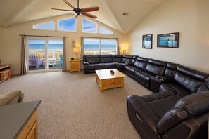 TV - Ocean Tide - 7 bedroom, 5 bath oceanfront home with direct beach access (Virginia Beach)