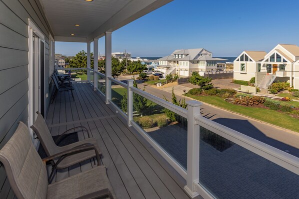 Property grounds - All Shell Be Well - 8 bedrooms with ocean views and private pool (Virginia Beach)
